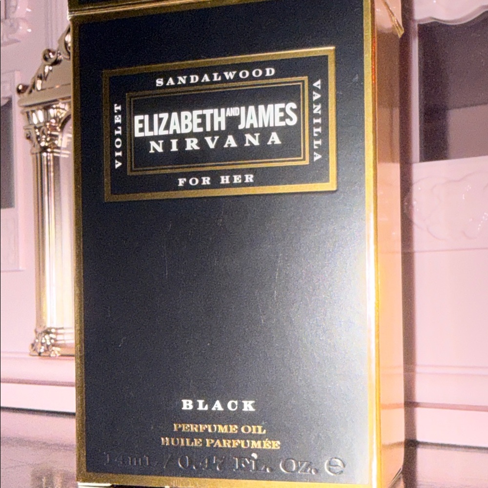 Elizabeth and James Nirvana Black Perfume Oil - Picture 3 of 4